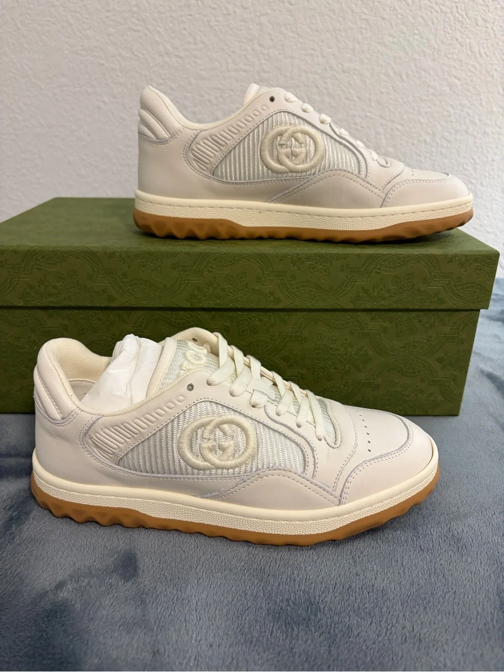 Brand New Women’s Gucci MAC80 Embroidered Sneakers ‘White Gum’ Sz 35 (US 5) - Picture 3 of 9